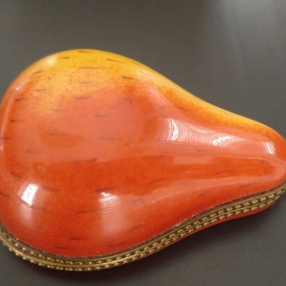 Vintage Limoges Half Pear Trinket Box Hand Painted Porcelain Collectible Unique - Picture 5 of 5